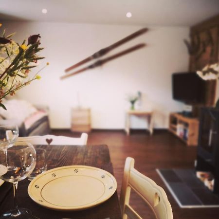 Urchige 2-Zimmerwohnung Matten  Esterno foto