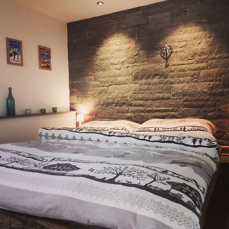 Urchige 2-Zimmerwohnung Matten  Esterno foto